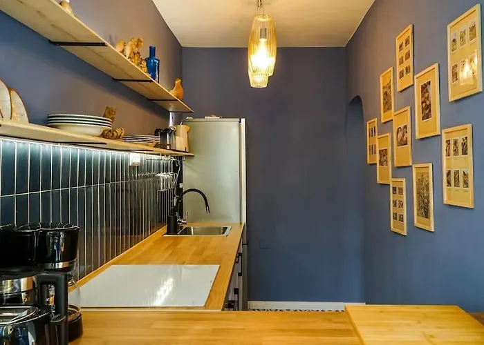 Birds' Nest - 2bdr - Cismigiu Apartmán *