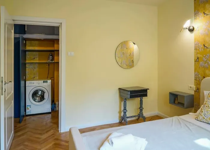 Birds' Nest - 2bdr - Cismigiu Бухарест